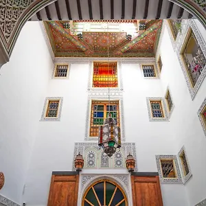 El Kaid Riad Fès